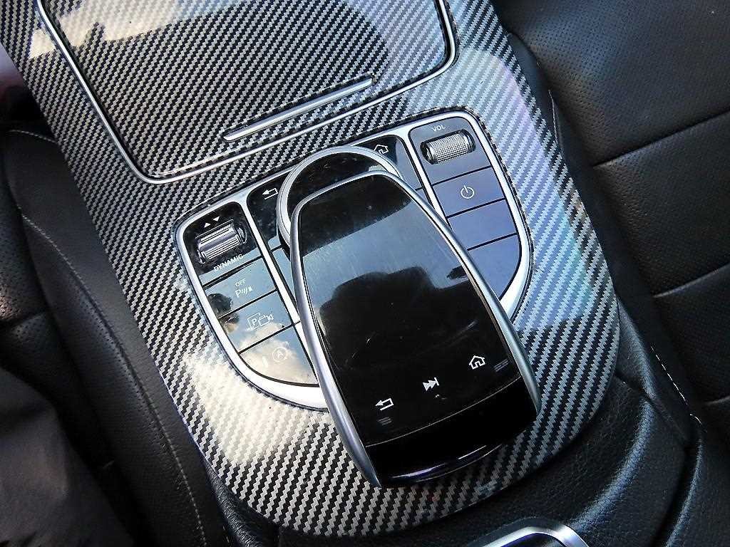 벤츠 E 클래스 E-클래스 W213 E300 4MATIC 아방가르드인텔리전트드라이브 이미지 12