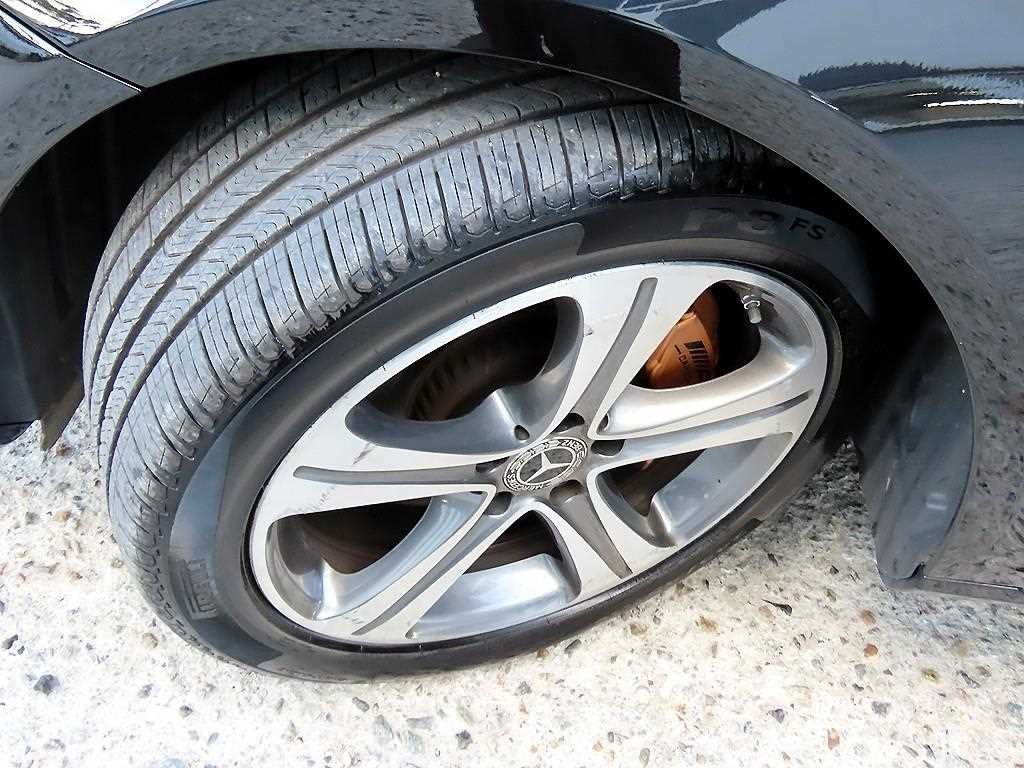 벤츠 E 클래스 E-클래스 W213 E300 4MATIC 아방가르드인텔리전트드라이브 이미지 20