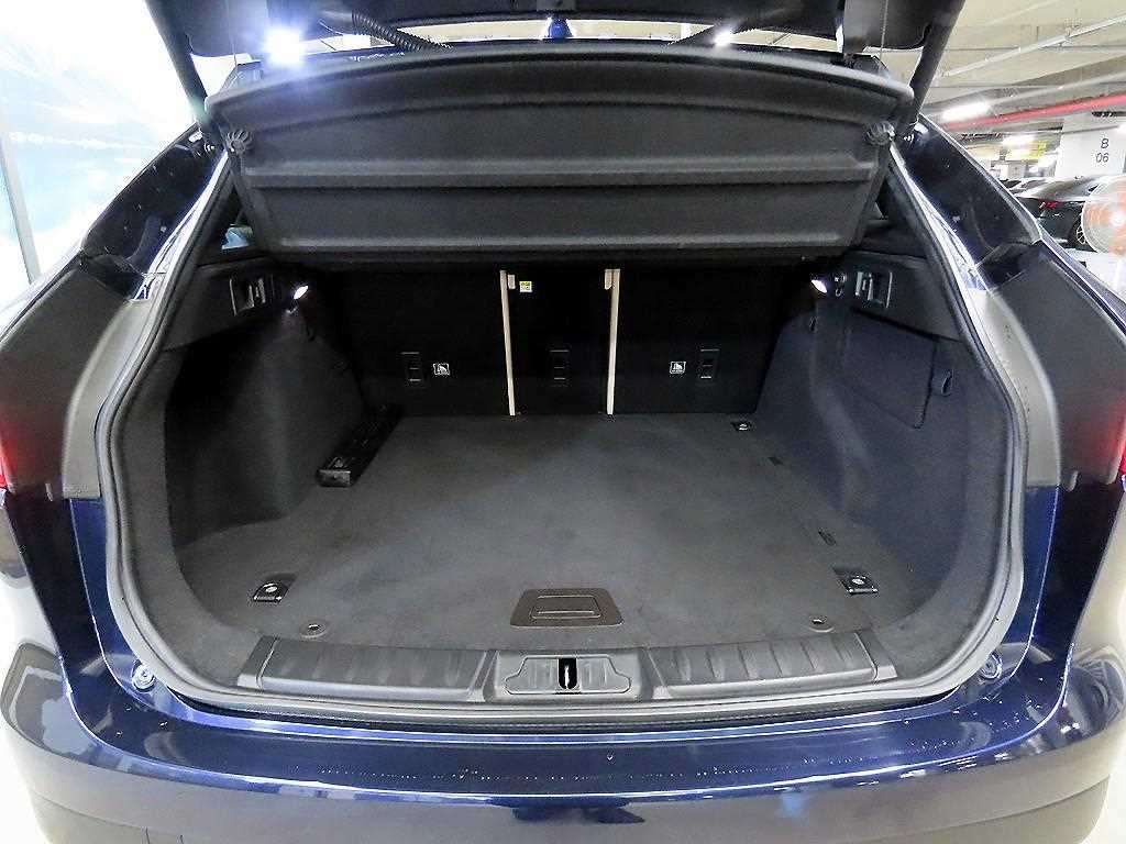 재규어 F-PACE 20d 프레스티지 이미지 17