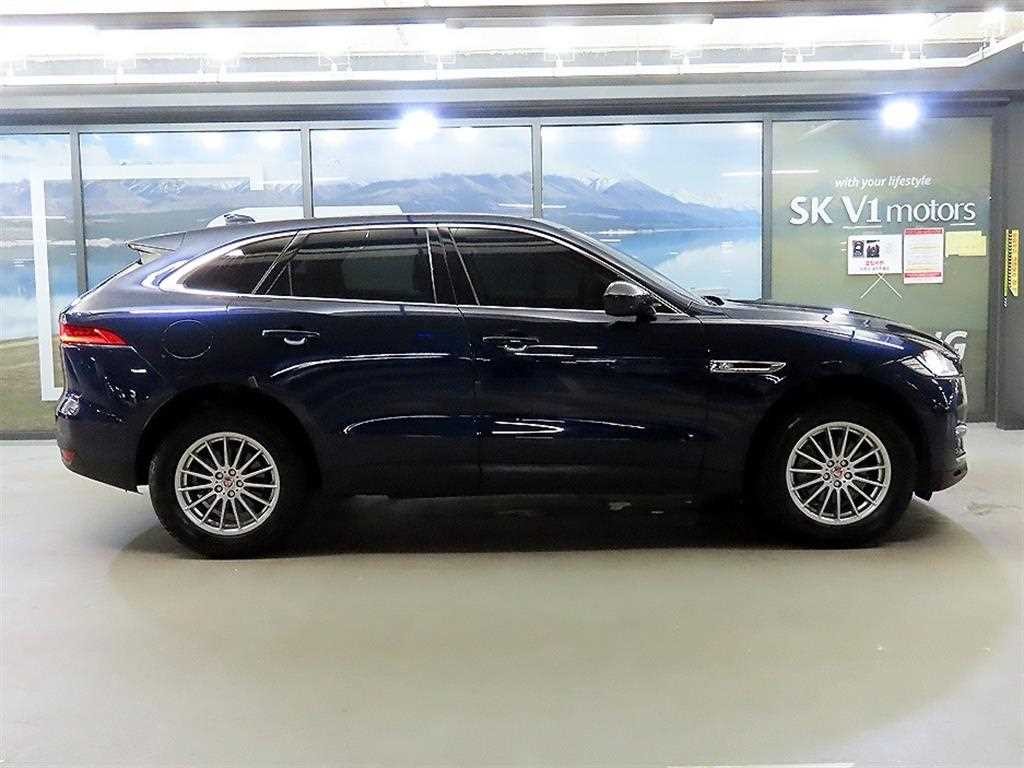 재규어 F-PACE 20d 프레스티지 이미지 3