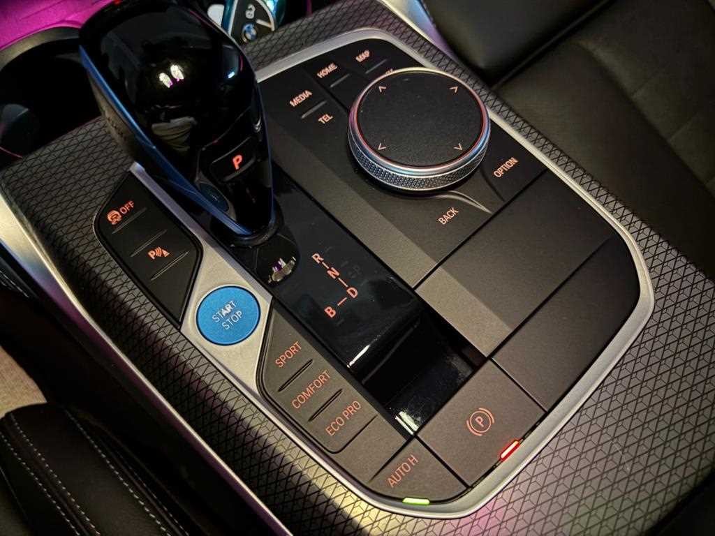BMW i4 eDrive 40 M 스포츠 프로 이미지 11