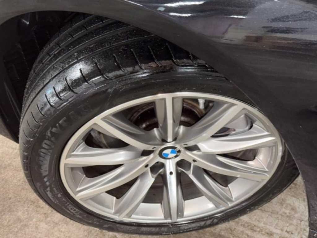 BMW 5시리즈 5시리즈 (G30) 520i 럭셔리 이미지 19