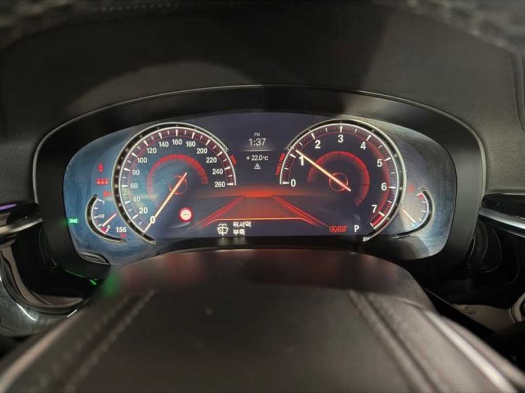BMW 5시리즈 5시리즈 (G30) 520i 럭셔리 이미지 9