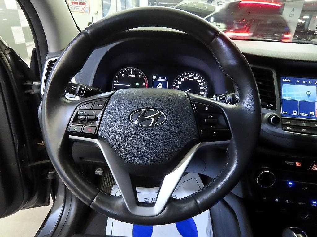 현대 투싼 올뉴투싼 디젤 1.7 2WD 스타일 피버 이미지 8