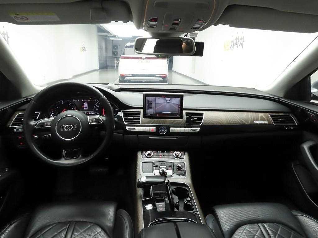 아우디 A8 뉴A8 50 TDI 콰트로 디자인 LWB 이미지 6