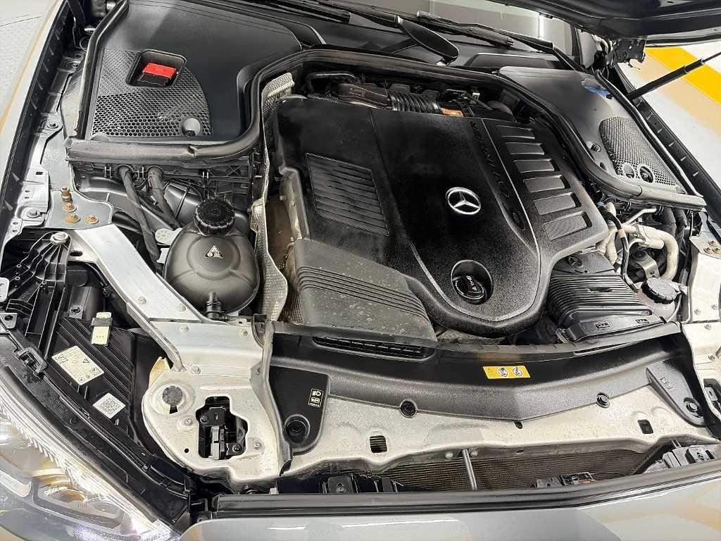 벤츠 E 클래스 E-클래스 W213 E450 4MATIC 쿠페 이미지 5