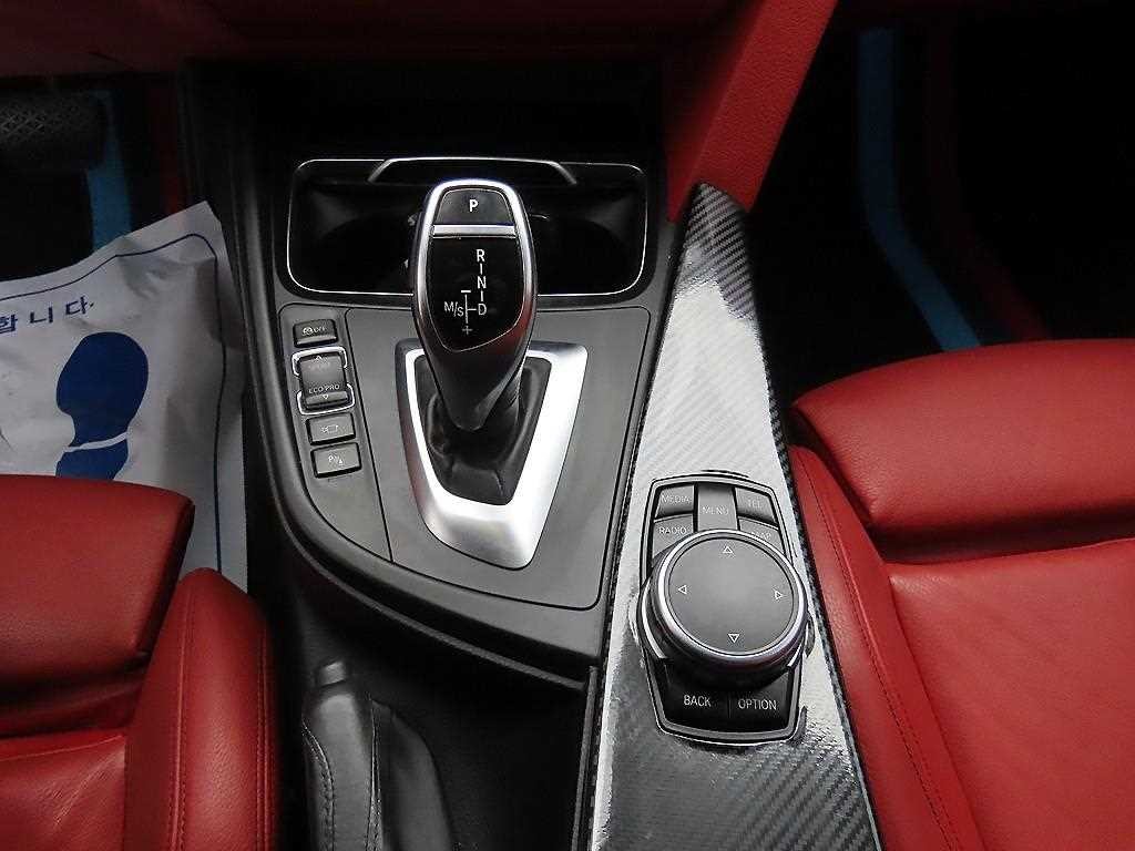 BMW 4시리즈 4시리즈 (F32) 428i 쿠페 M 스포츠 이미지 11