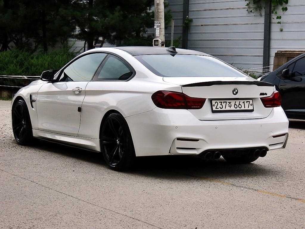BMW 4시리즈 4시리즈 (F32) 428i 쿠페 M 스포츠 이미지 3
