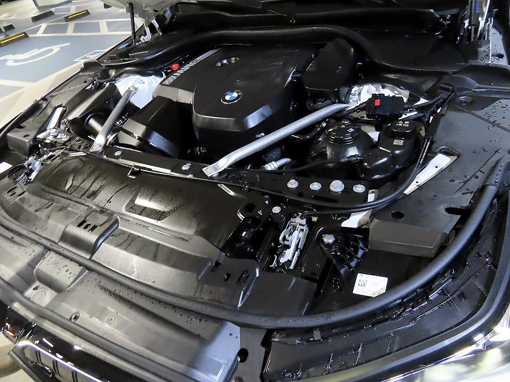 BMW 5시리즈 5시리즈 (G60) 530i xDrive M 스포츠 프로 스페셜 에디션 이미지 19