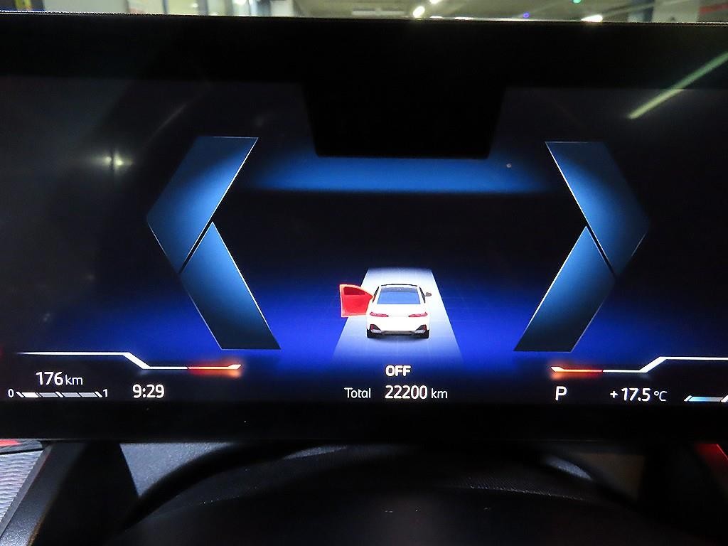 BMW 5시리즈 5시리즈 (G60) 530i xDrive M 스포츠 프로 스페셜 에디션 이미지 9