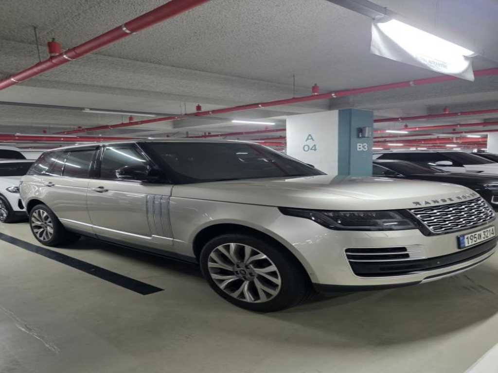 랜드로버 레인지로버 레인지로버 4세대 4.4 SDV8 VOGUE SE 디젤 이미지 2