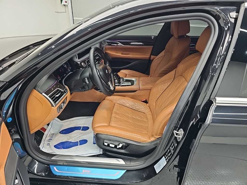 BMW 7시리즈 7시리즈 (G11) 730d xDrive 디자인 퓨어 엑설런스 이미지 11