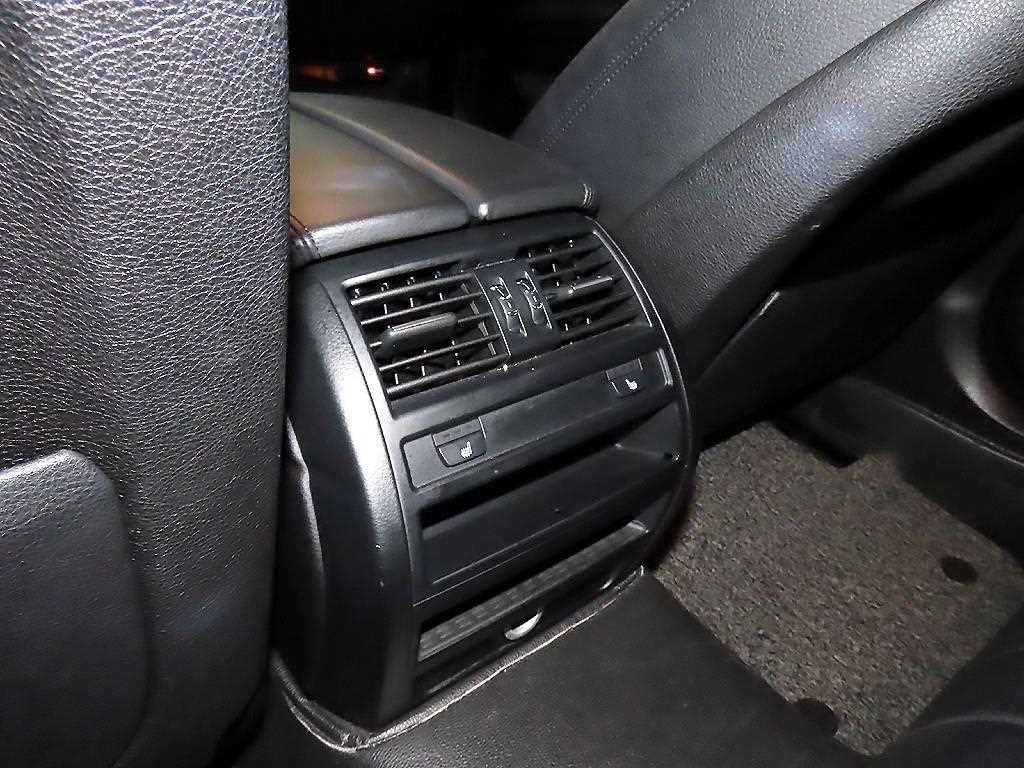 BMW 5시리즈 5시리즈 (F10) 520d xDrive 이미지 14