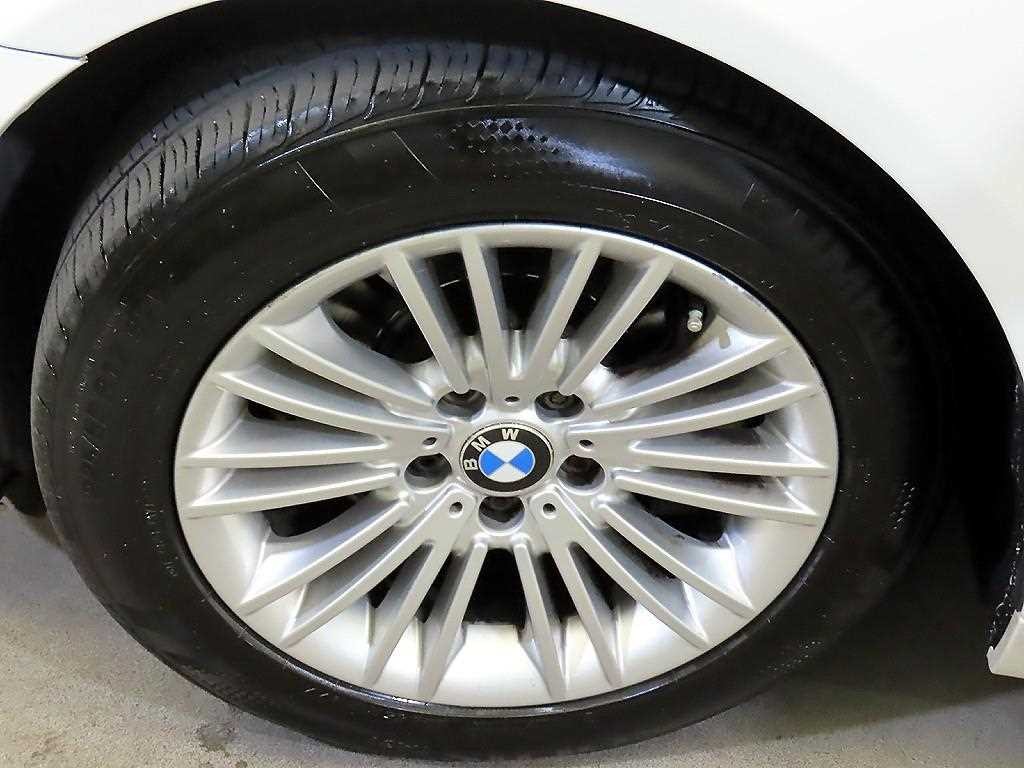 BMW 5시리즈 5시리즈 (F10) 520d xDrive 이미지 18
