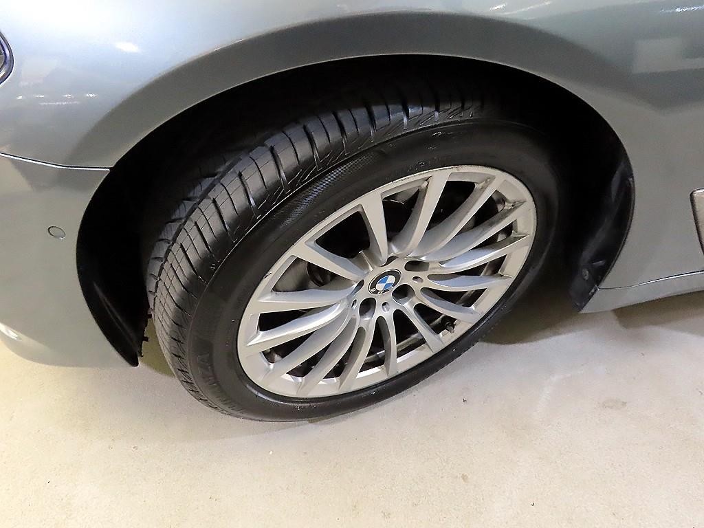 BMW 5시리즈 5시리즈 (G30) 520i 럭셔리 이미지 20