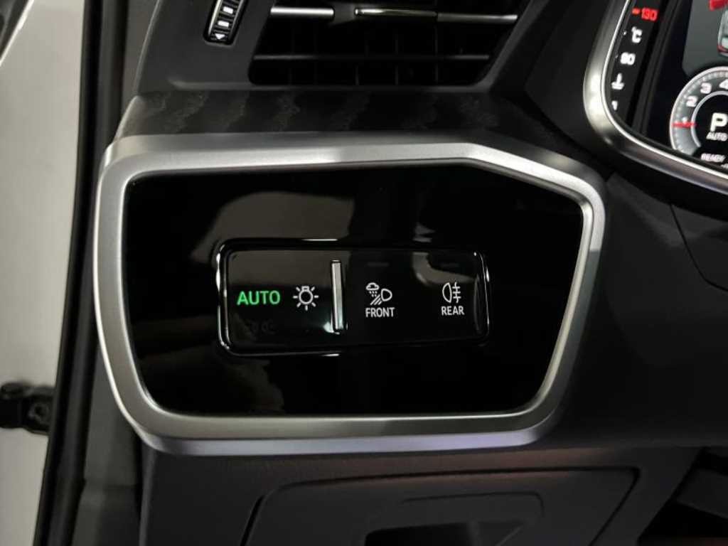 아우디 A6 A6 (C8) 45 TFSI 프리미엄 이미지 14