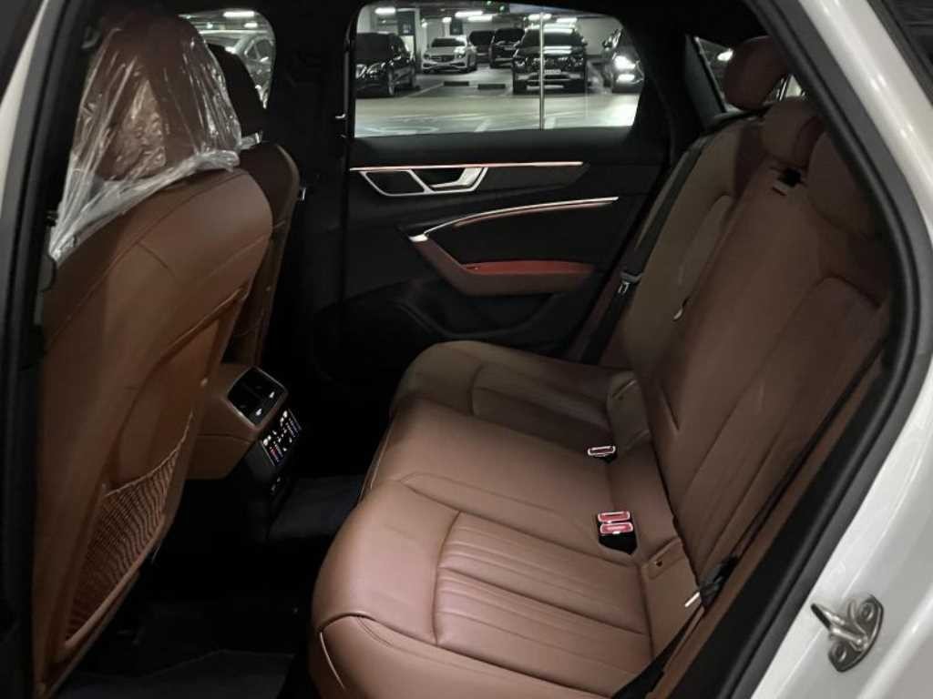아우디 A6 A6 (C8) 45 TFSI 프리미엄 이미지 6