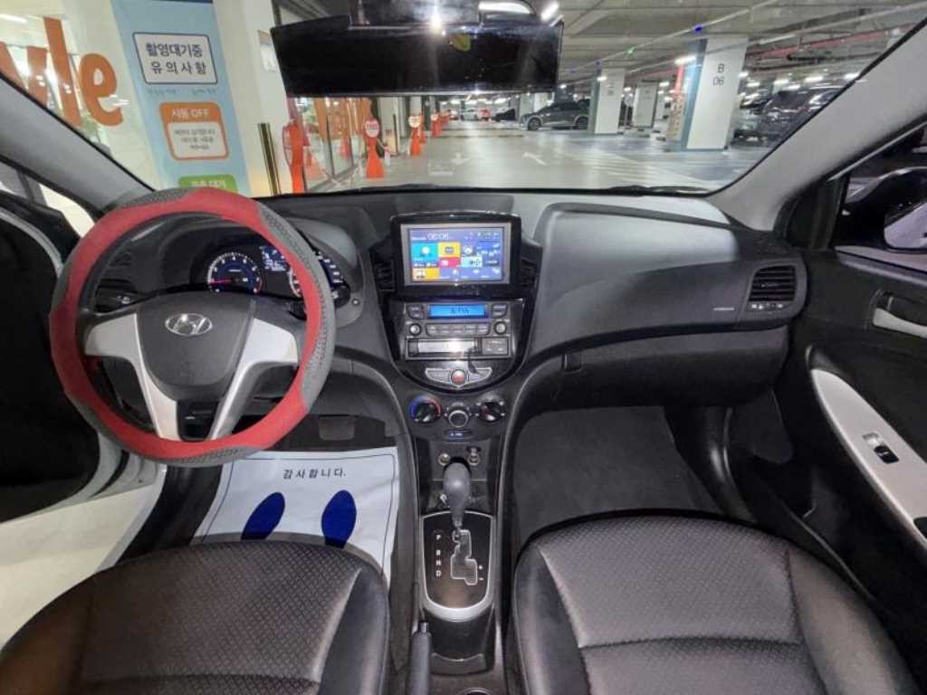현대 엑센트 엑센트신형 1.4VVT 스마트 이미지 6