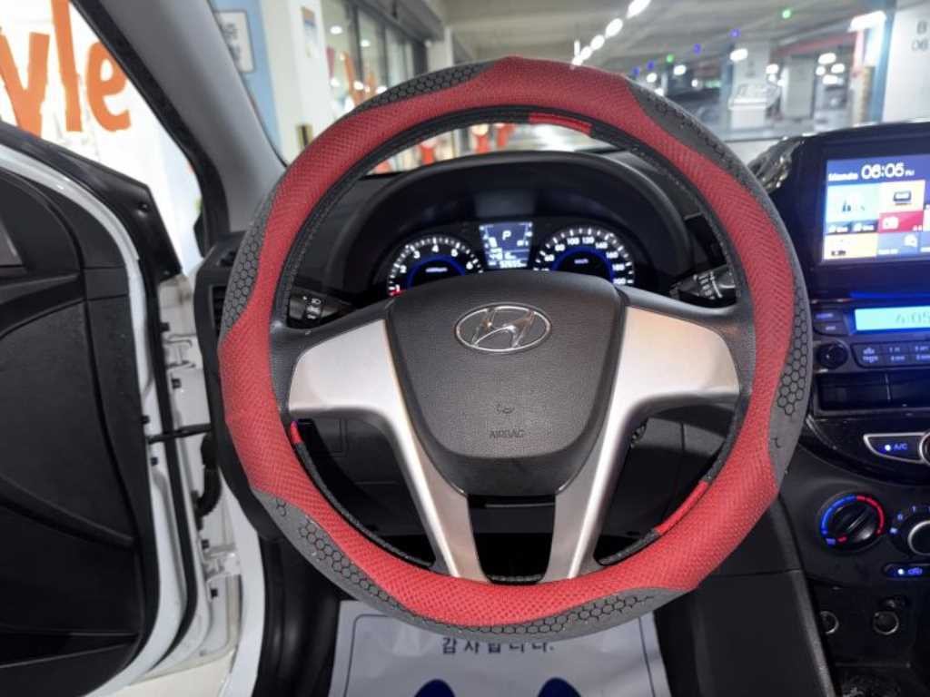 현대 엑센트 엑센트신형 1.4VVT 스마트 이미지 9