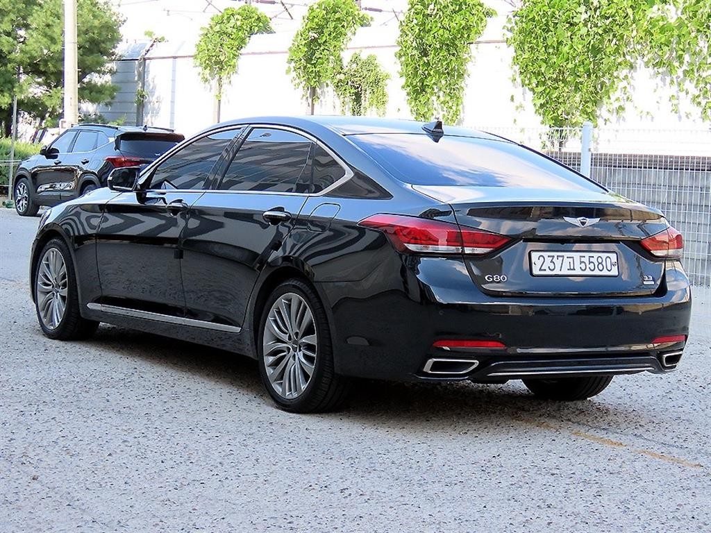 제네시스 G80 3.3 GDI AWD 프리미엄 럭셔리 이미지 3