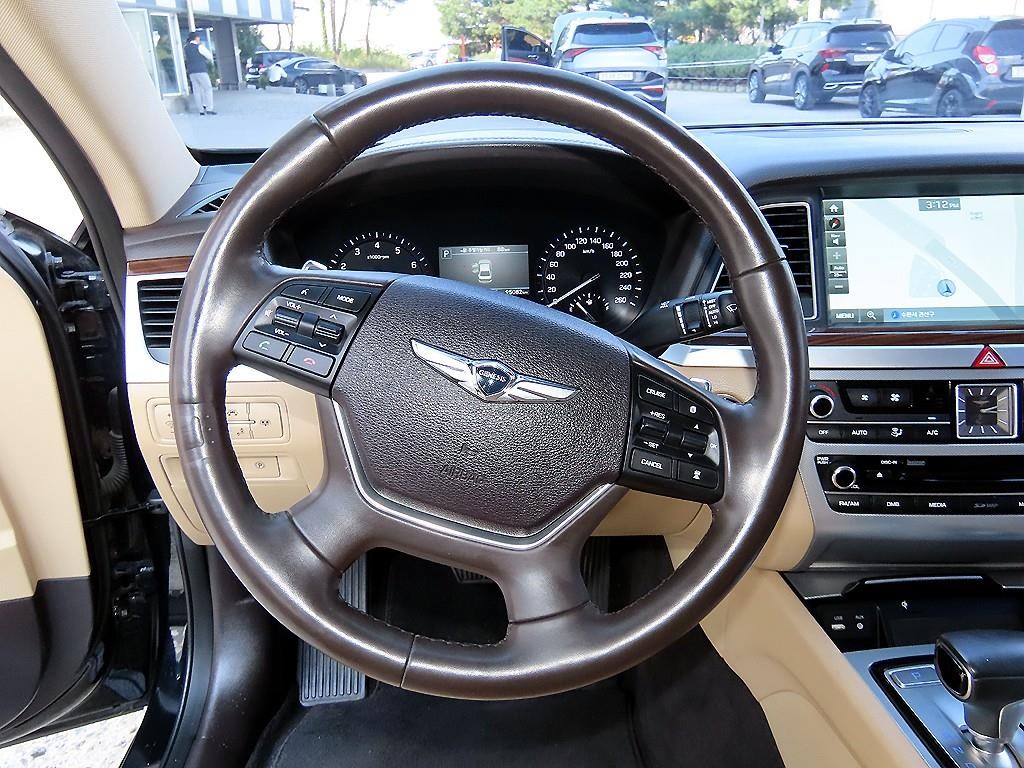 제네시스 G80 3.3 GDI AWD 프리미엄 럭셔리 이미지 8