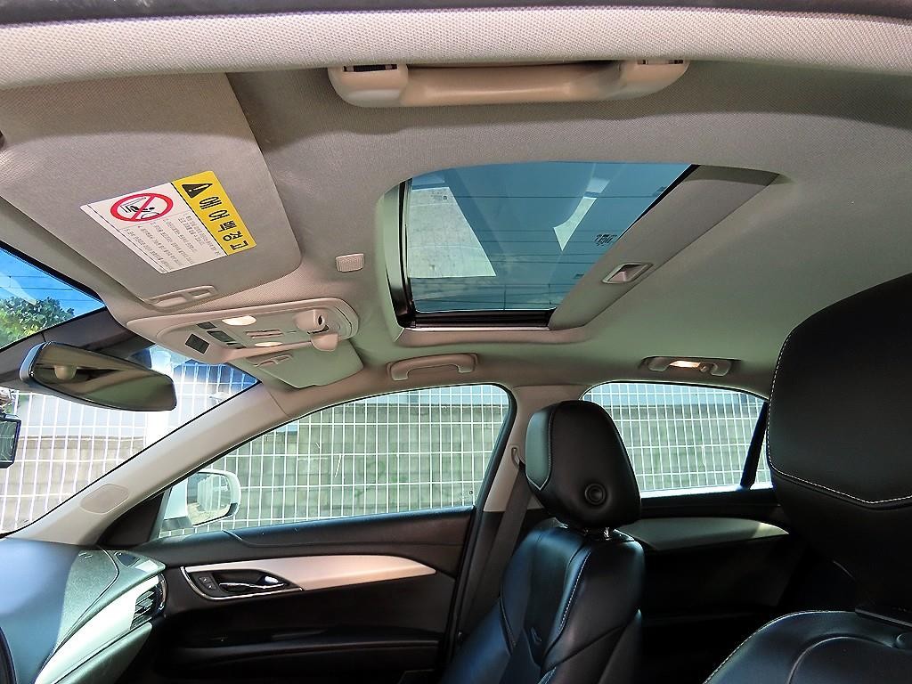 캐딜락 ATS 2.0 프리미엄 2WD 이미지 17