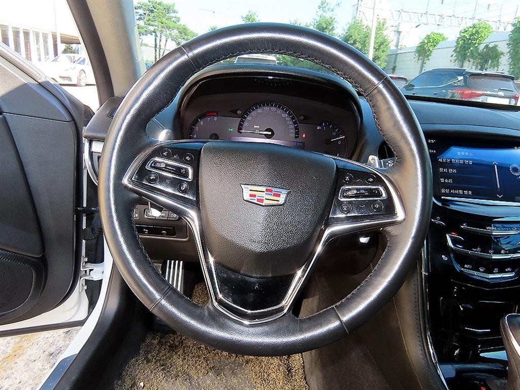 캐딜락 ATS 2.0 프리미엄 2WD 이미지 8