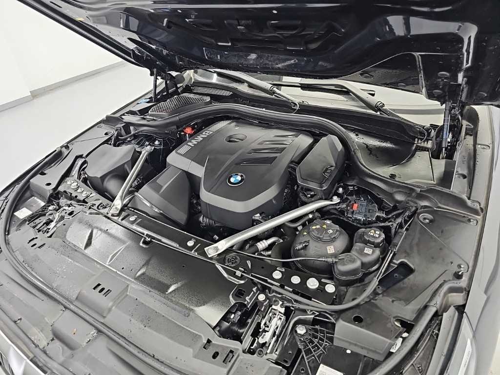BMW 5시리즈 5시리즈 (G60) 520i M 스포츠 이미지 5