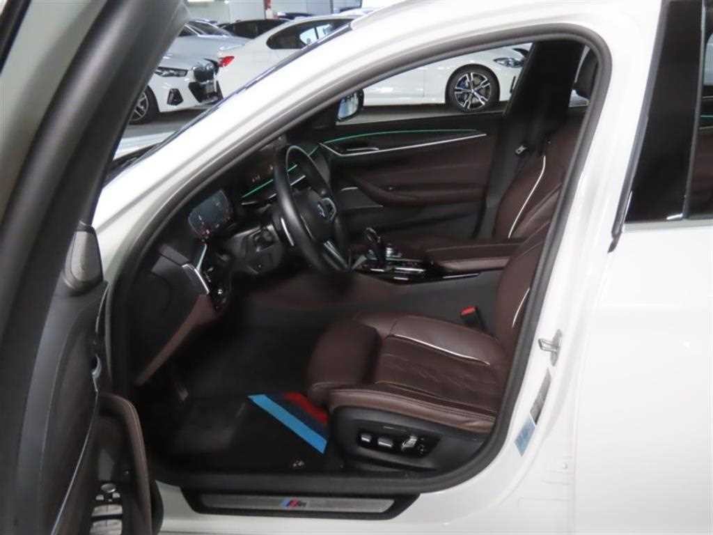 BMW 5시리즈 5시리즈 (G30) 530i M 스포츠 이미지 13