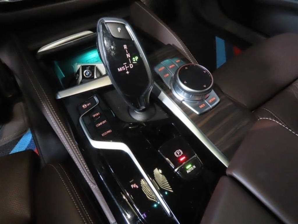BMW 5시리즈 5시리즈 (G30) 530i M 스포츠 이미지 6