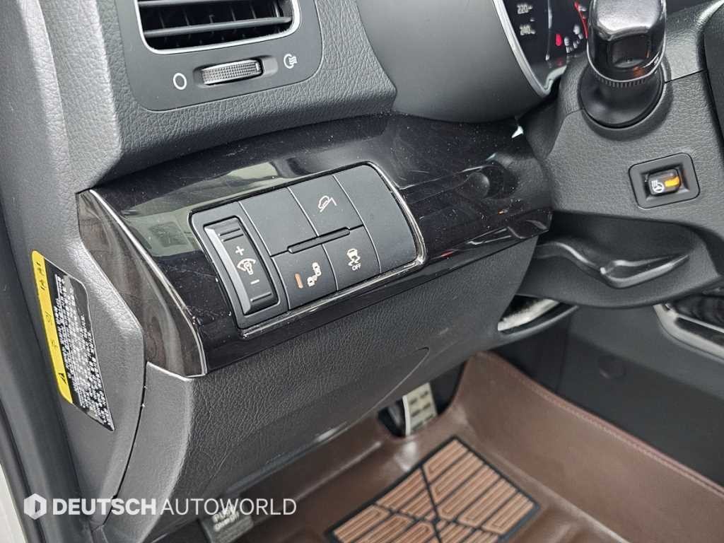 기아 쏘렌토 뉴 쏘렌토 R 2WD 2.0 노블레스 이미지 17