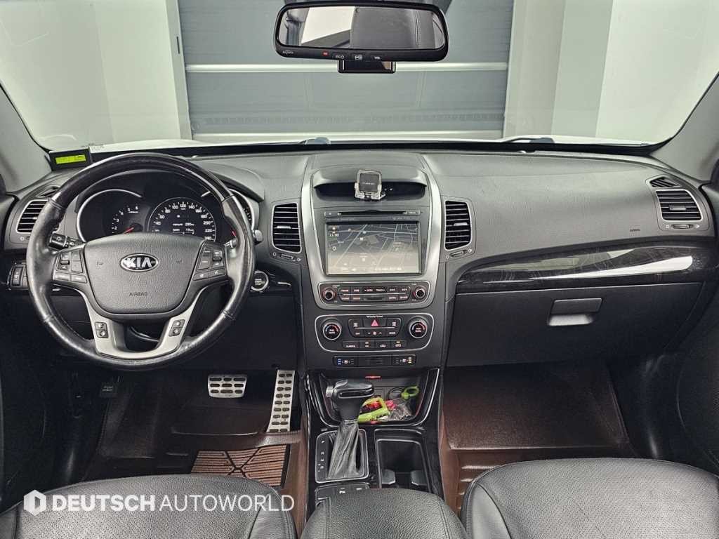 기아 쏘렌토 뉴 쏘렌토 R 2WD 2.0 노블레스 이미지 7