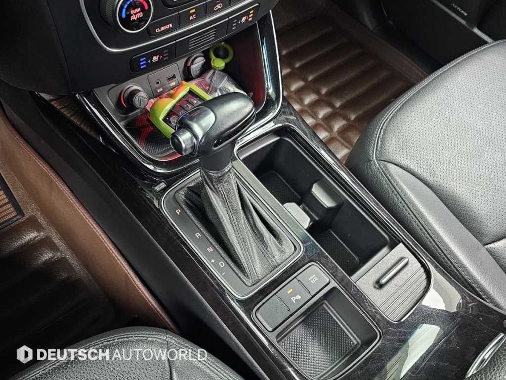 기아 쏘렌토 뉴 쏘렌토 R 2WD 2.0 노블레스 이미지 9