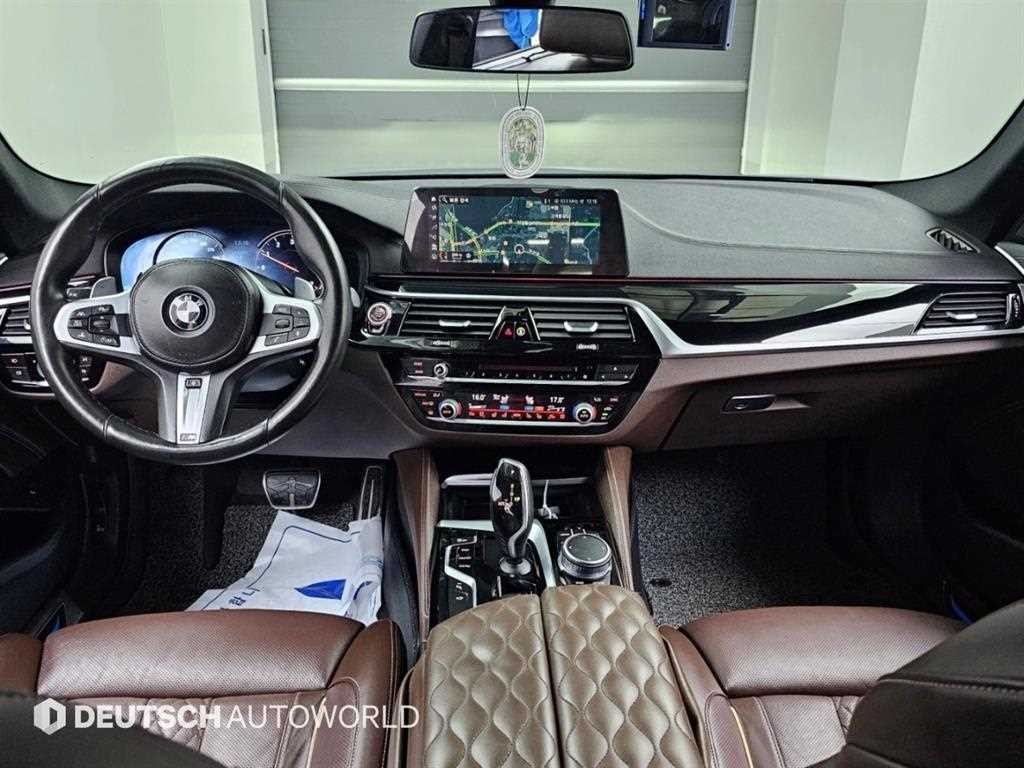 BMW 5시리즈 5시리즈 (G30) 530i M 스포츠 플러스 이미지 7