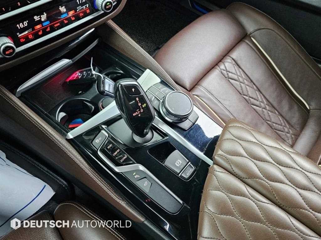 BMW 5시리즈 5시리즈 (G30) 530i M 스포츠 플러스 이미지 9