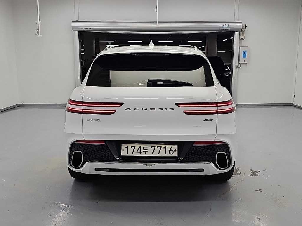 제네시스 GV70 2.5T 가솔린 AWD 이미지 3