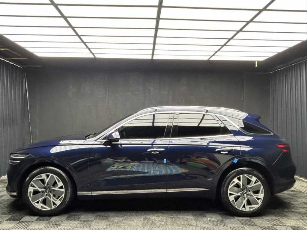 제네시스 GV70 일렉트리파이드 GV70 e-AWD 이미지 2