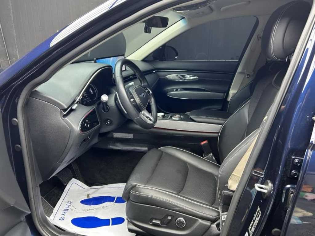 제네시스 GV70 일렉트리파이드 GV70 e-AWD 이미지 7