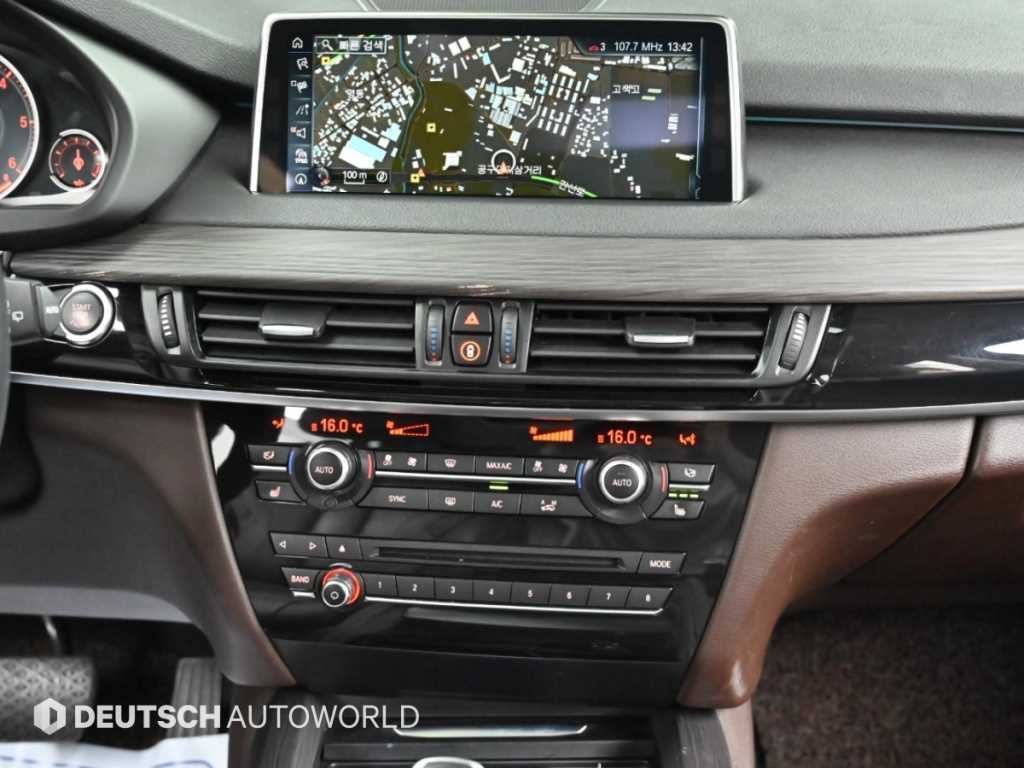 BMW X5 X5 (F15) xDrive 30d 이미지 14