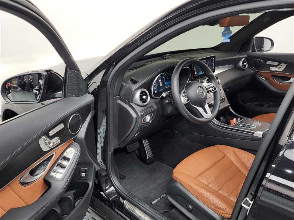 벤츠 GLC 클래스 GLC클래스 X253 GLC 300 4MATIC 이미지 12