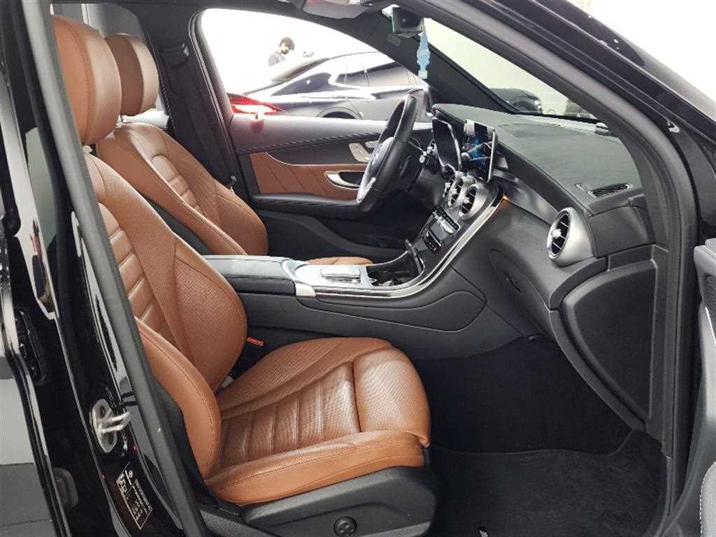 벤츠 GLC 클래스 GLC클래스 X253 GLC 300 4MATIC 이미지 13