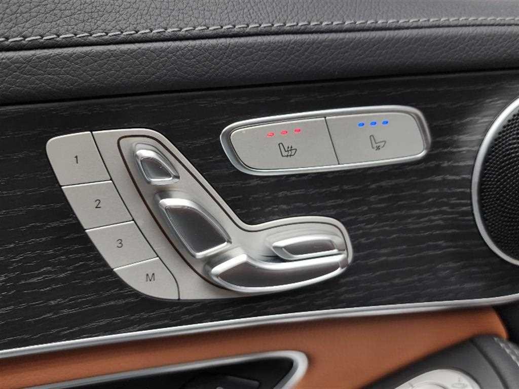 벤츠 GLC 클래스 GLC클래스 X253 GLC 300 4MATIC 이미지 15