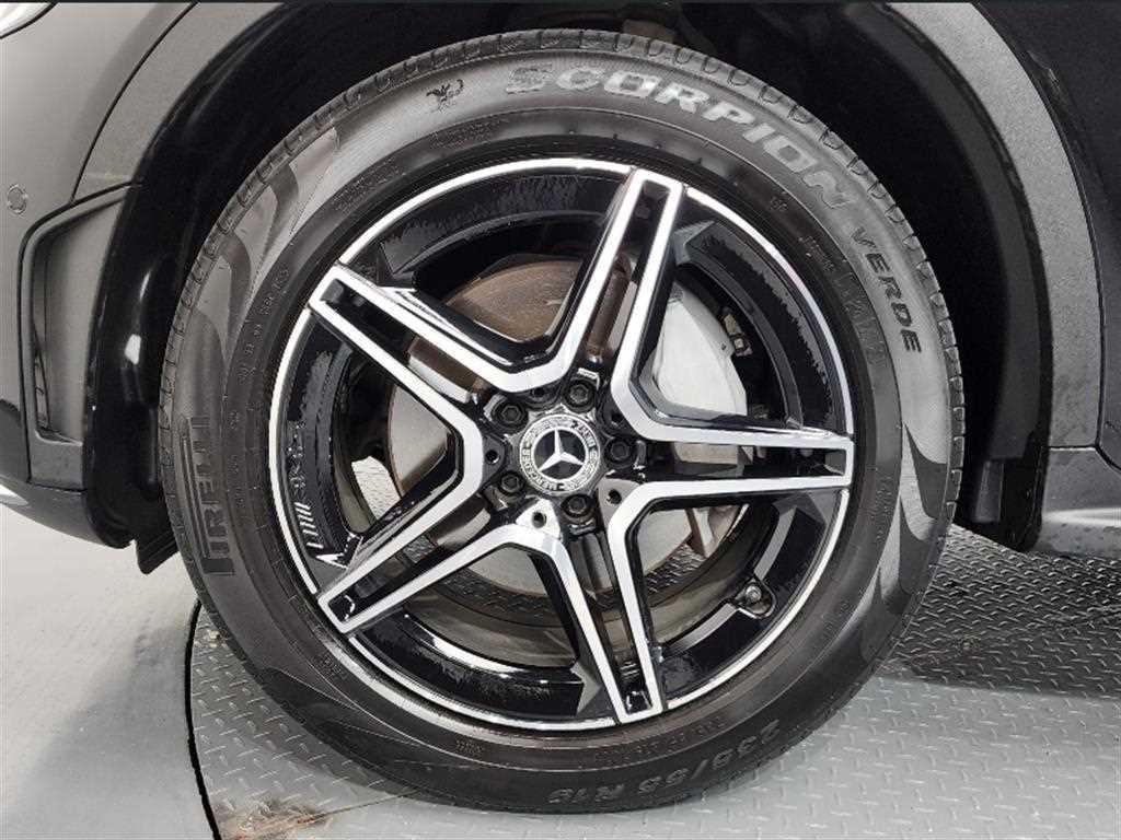 벤츠 GLC 클래스 GLC클래스 X253 GLC 300 4MATIC 이미지 18