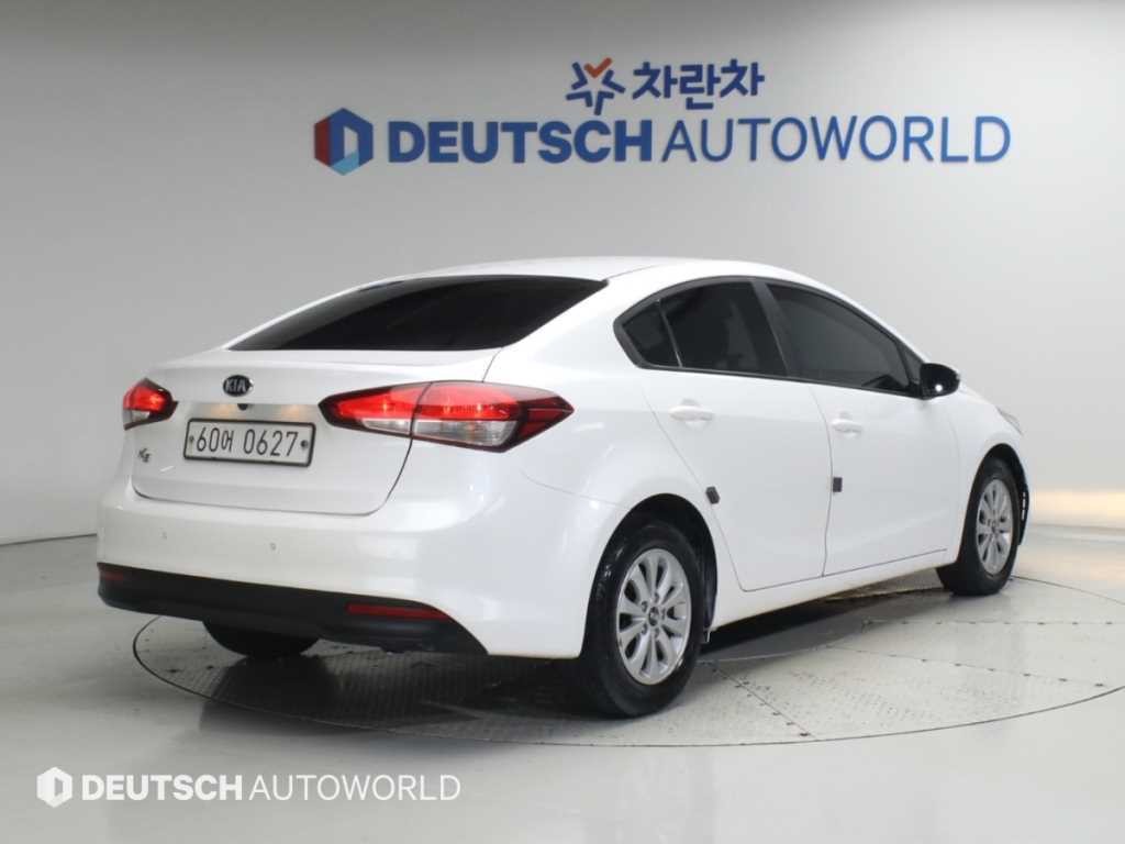 기아 K3 더뉴 K3 1.6 GDI 디럭스 이미지 4