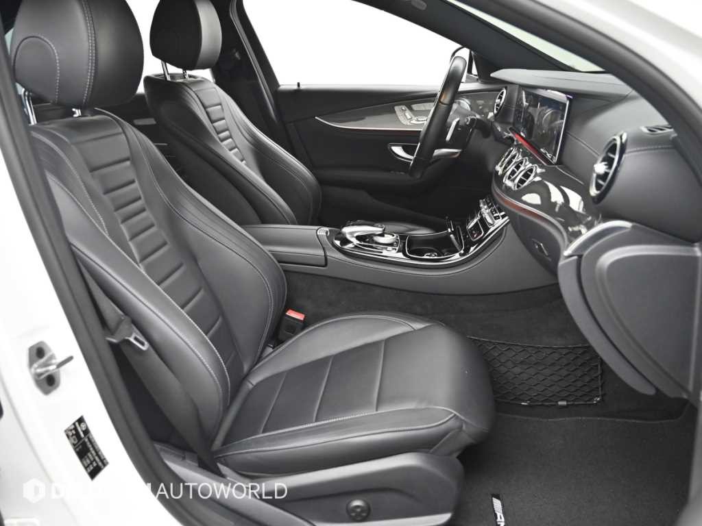 벤츠 E 클래스 E-클래스 W213 E350 4MATIC AMG LINE 이미지 10