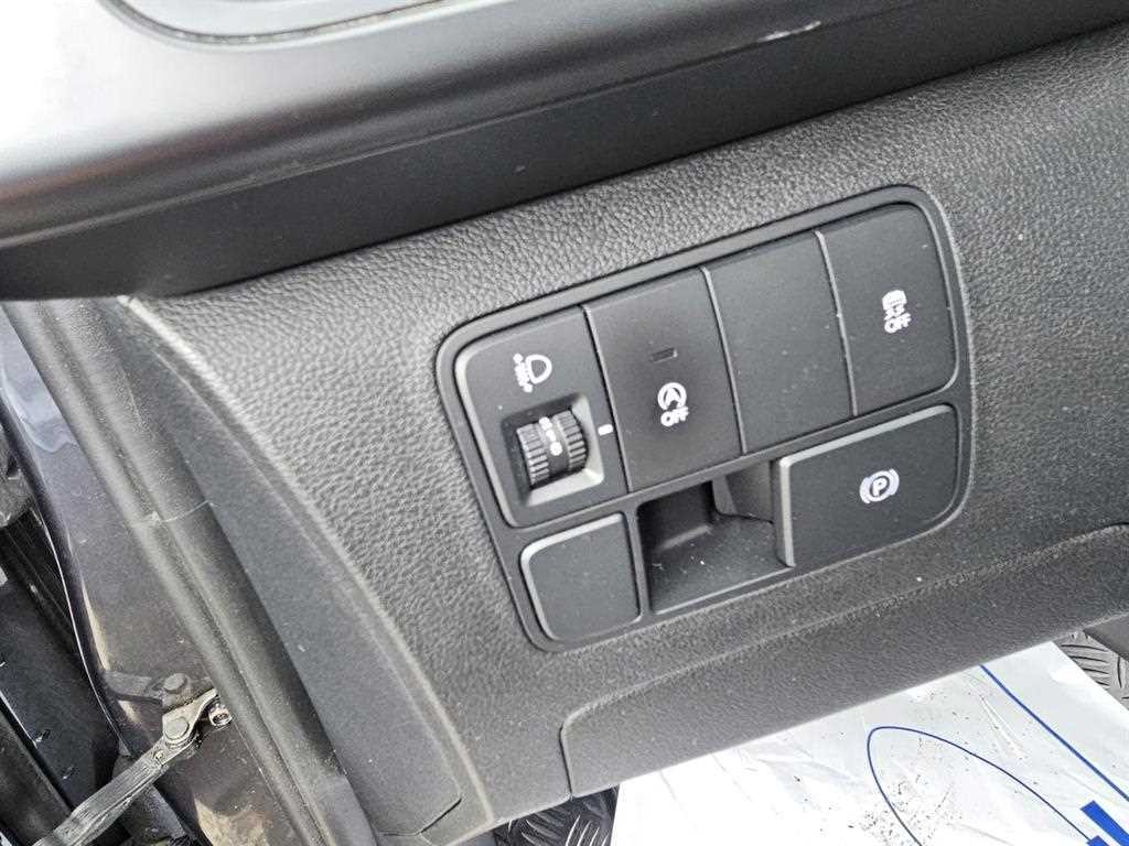 현대 스타리아 2WD 디젤 카고 스마트 3인승 이미지 17