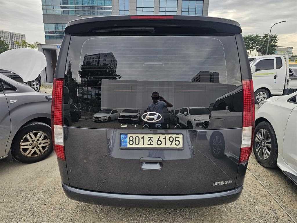 현대 스타리아 2WD 디젤 카고 스마트 3인승 이미지 4