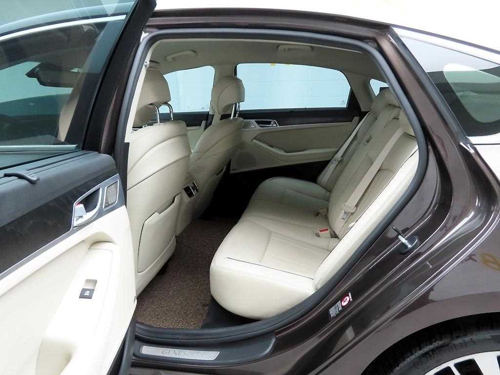 제네시스 G80 3.3 GDI AWD 프리미엄 럭셔리 이미지 14