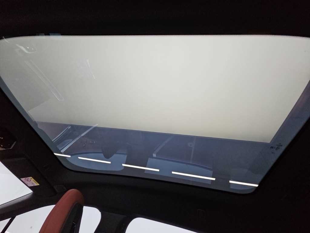BMW iX xDrive 50 스포츠 플러스 이미지 14