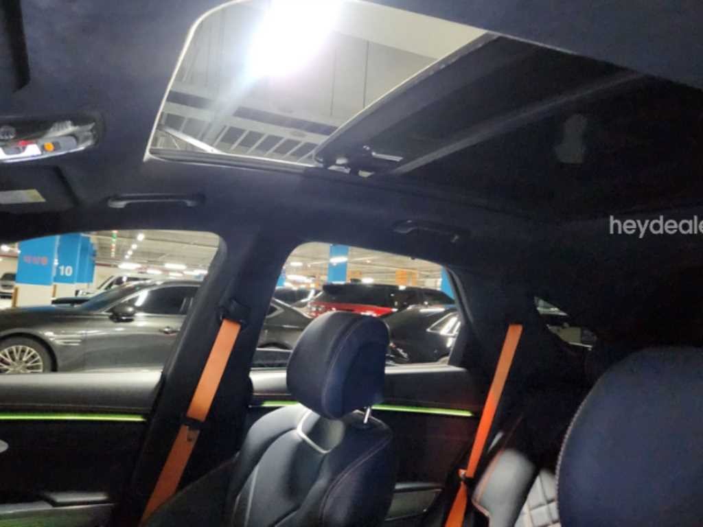 제네시스 GV70 2.5T 가솔린 2WD 스포츠 이미지 7